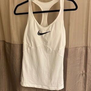 Nike ladies active sports too